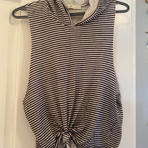 Athletic knit top - Picture 1 of 1